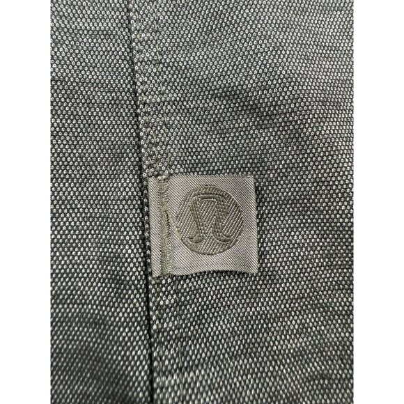 Lululemon Mens Shirt Long Sleeve Button Size XL Oxford Gray Performance Casual - Picture 8 of 10